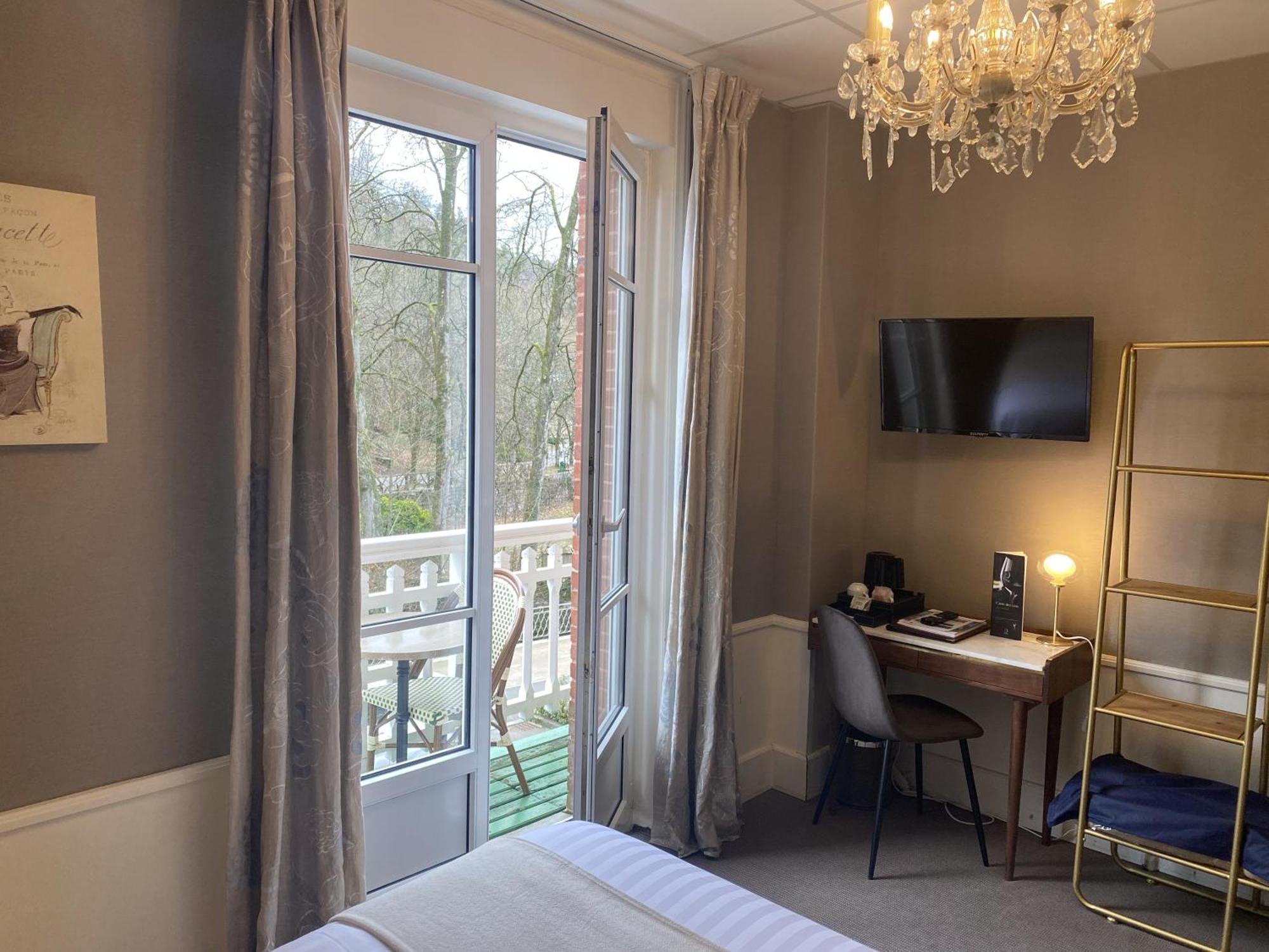 Brit Hotel & Spa Le Roc Au Chien Bagnoles de l'Orne Normandie Exterior photo